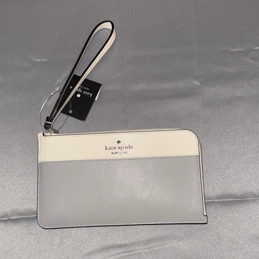 Kate Spade New York Gray & Cream Zip Wristlet Wallet Saffiano‎ Leather NEW